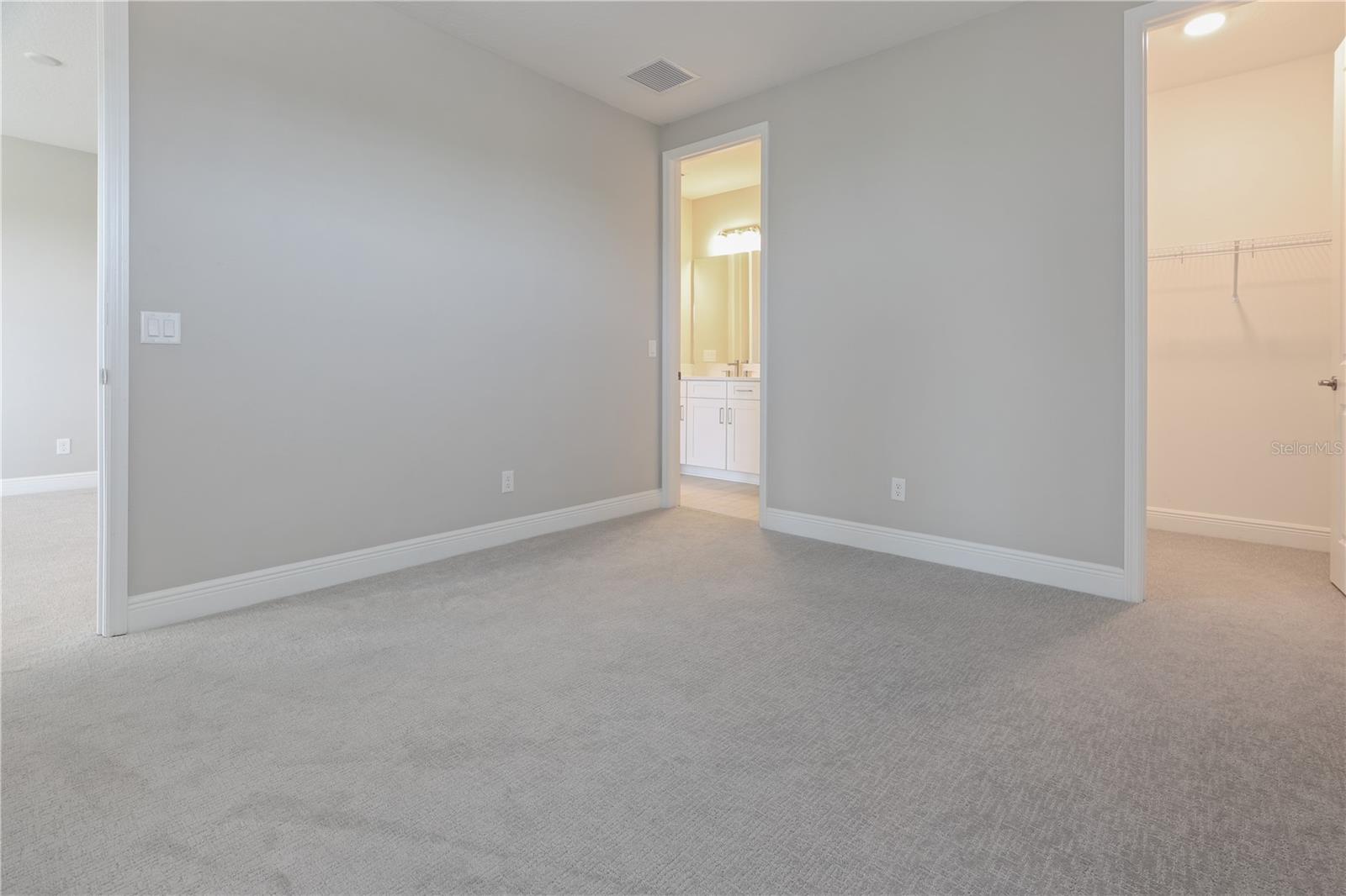 6133 LUNGO LAGO DR, SARASOTA, FL, 34241