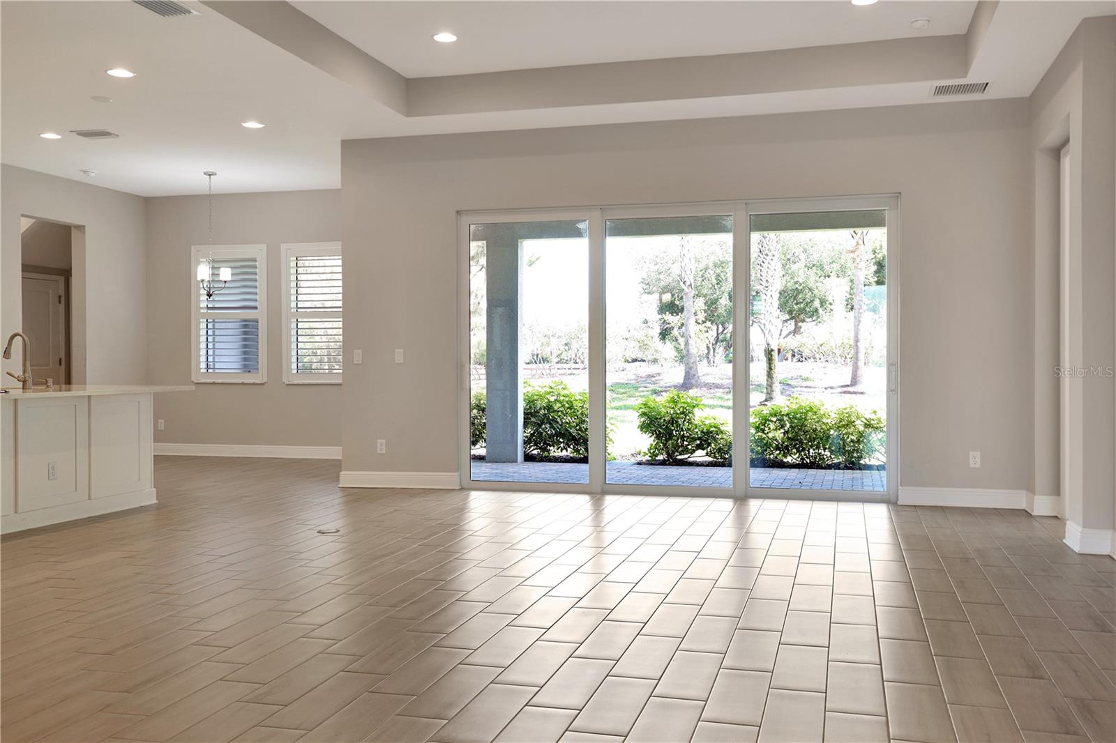 6133 LUNGO LAGO DR, SARASOTA, FL, 34241