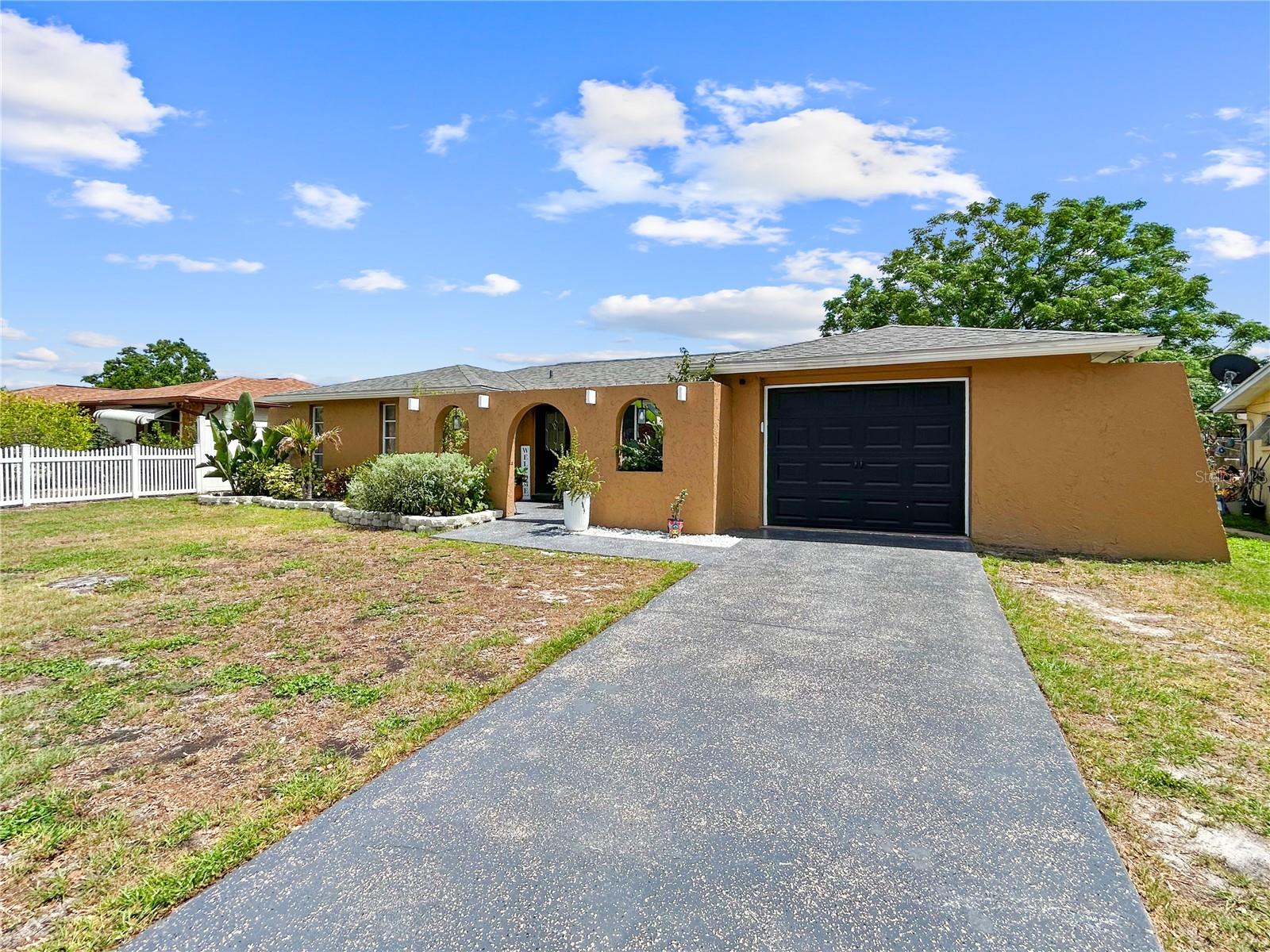 6904 TIERRA LINDA ST, PORT RICHEY, FL, 34668