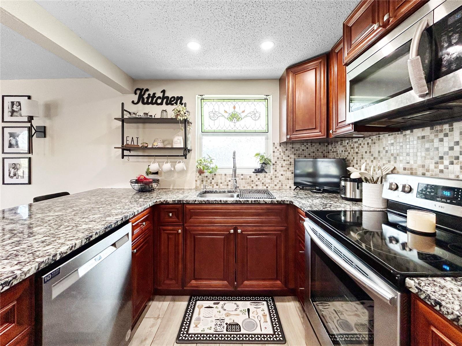 6904 TIERRA LINDA ST, PORT RICHEY, FL, 34668