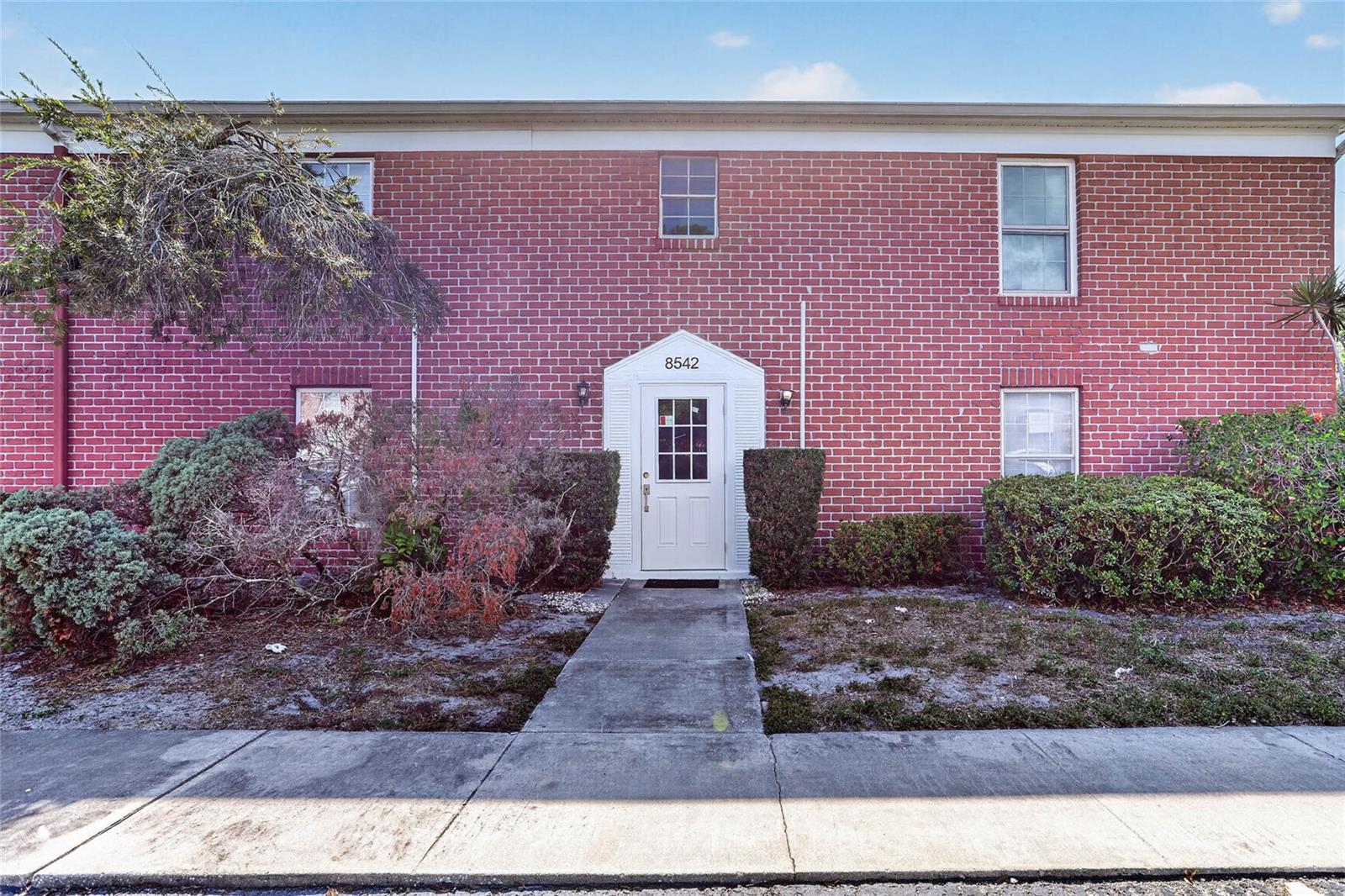 8542 10TH ST N #B, ST PETERSBURG, FL, 33702