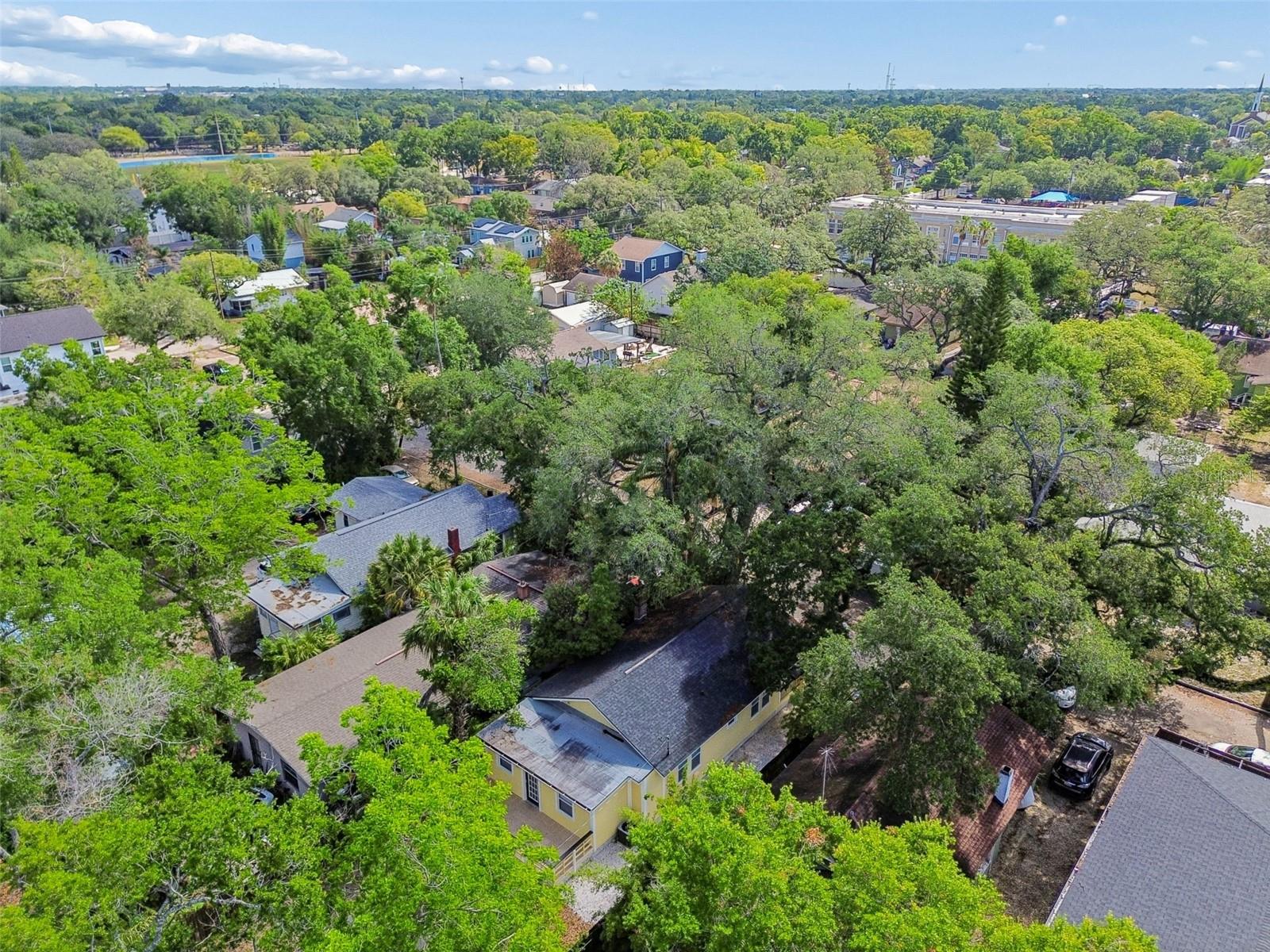 2908 WOODROW AVE, TAMPA, FL, 33602