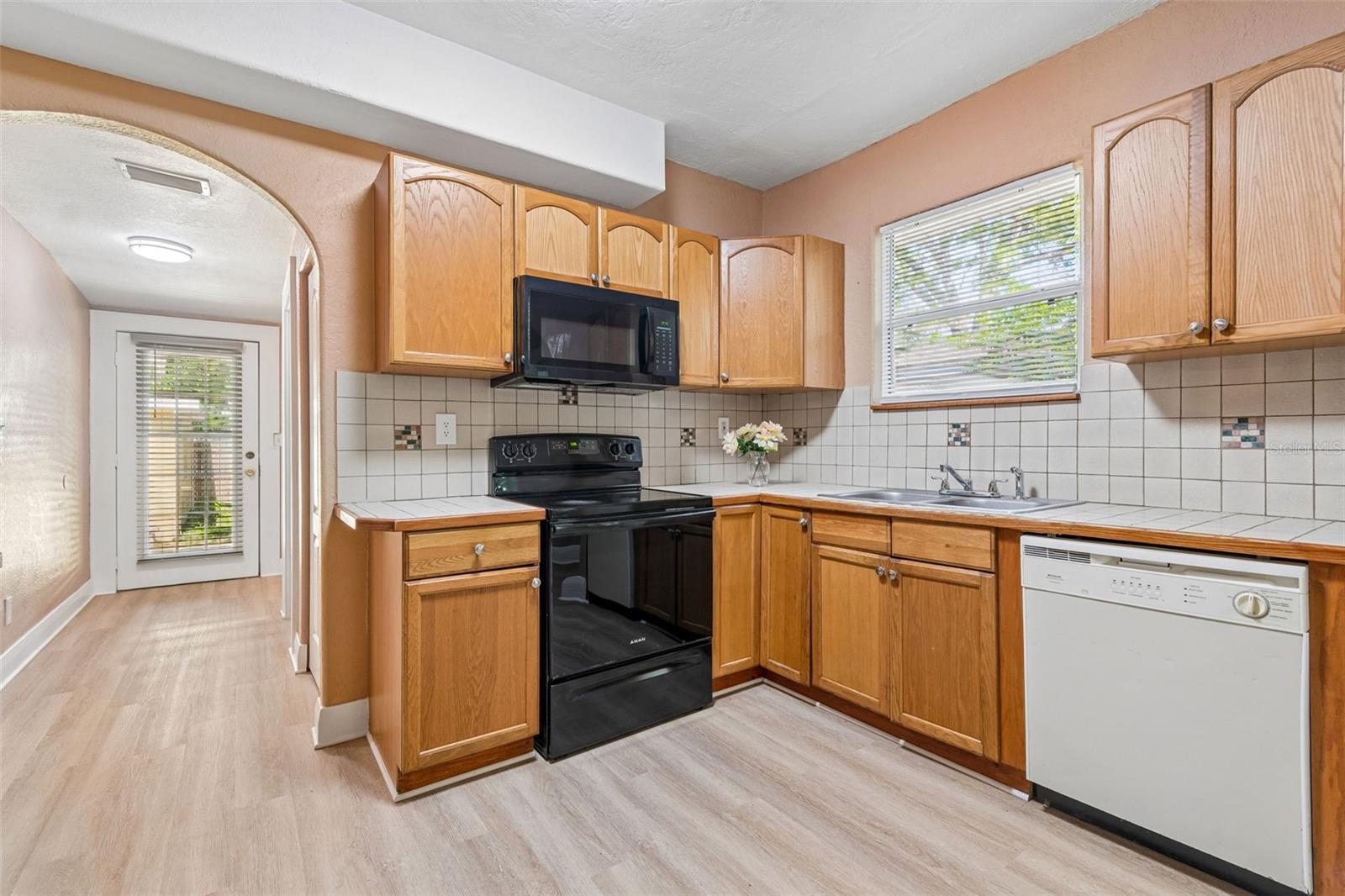 2908 WOODROW AVE, TAMPA, FL, 33602