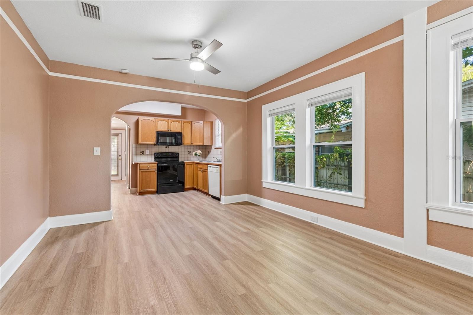 2908 WOODROW AVE, TAMPA, FL, 33602