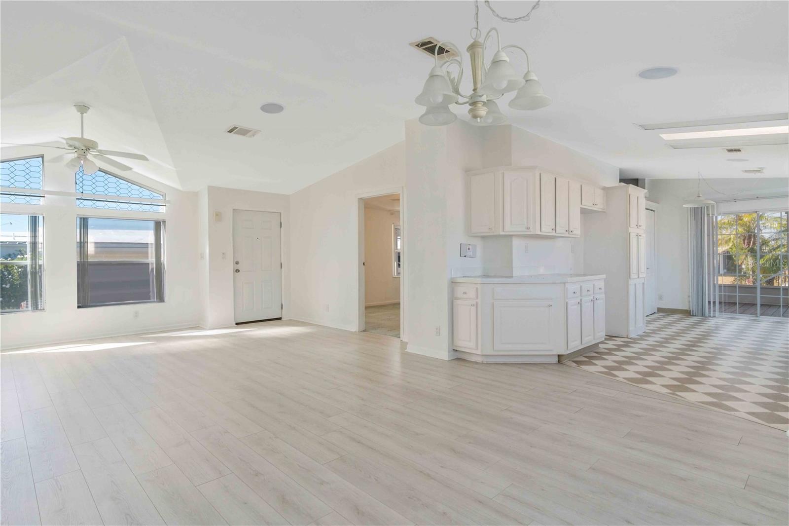 527 FLEETWOOD ST, NORTH PORT, FL, 34287