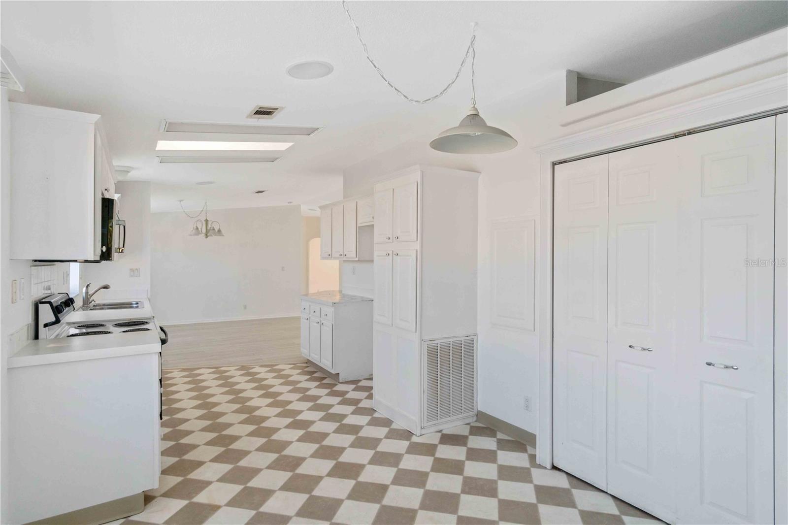 527 FLEETWOOD ST, NORTH PORT, FL, 34287