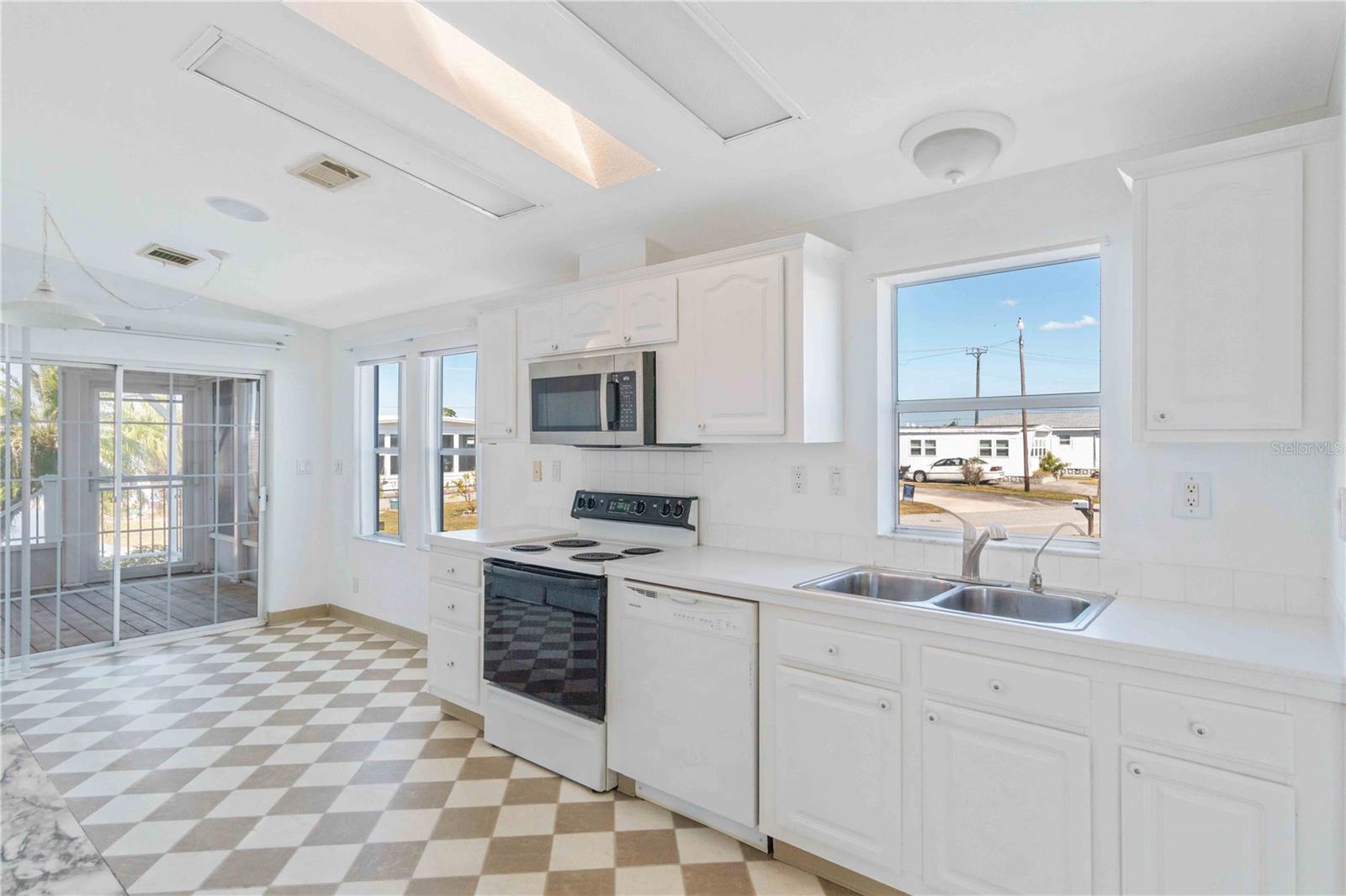527 FLEETWOOD ST, NORTH PORT, FL, 34287