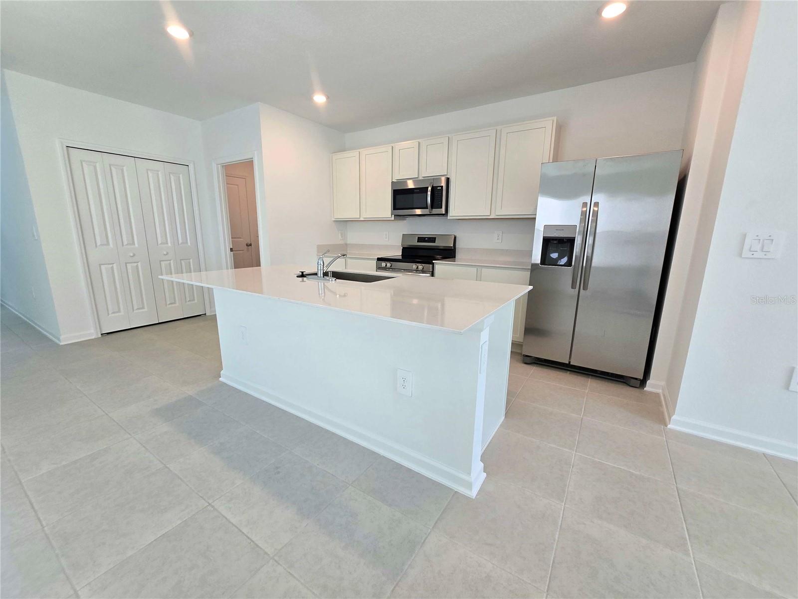 2733 LOOKOUT RIDGE RD, HAINES CITY, FL, 33844