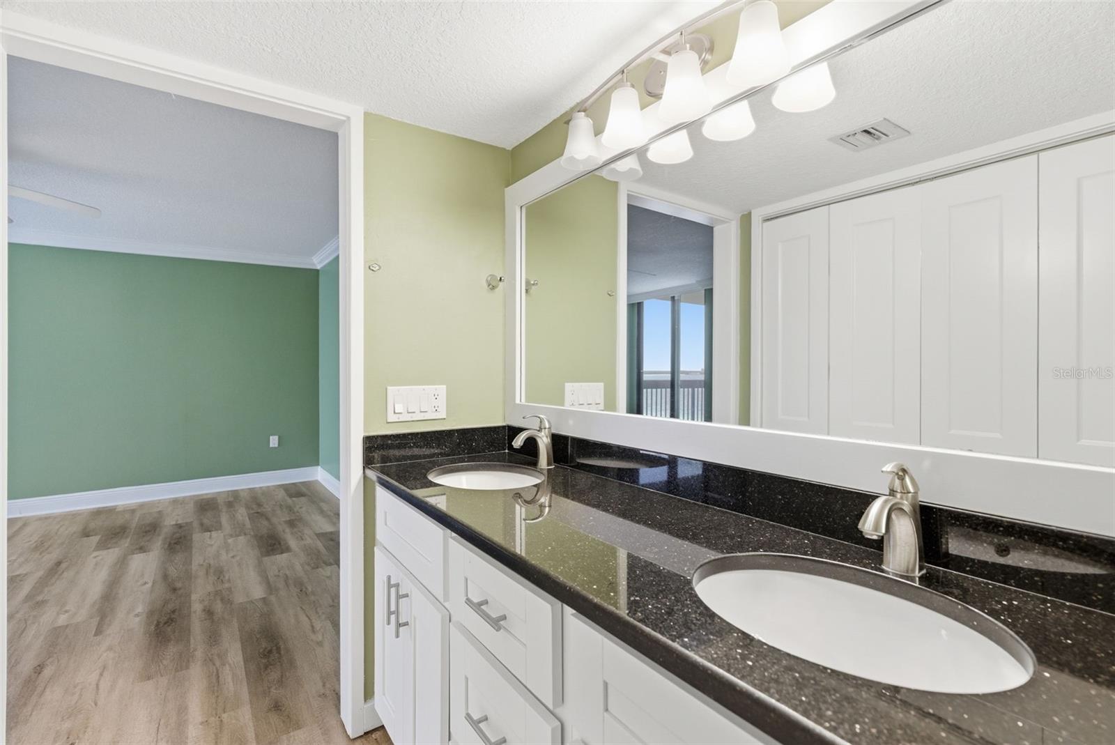 2413 BAYSHORE BLVD #1004, TAMPA, FL, 33629