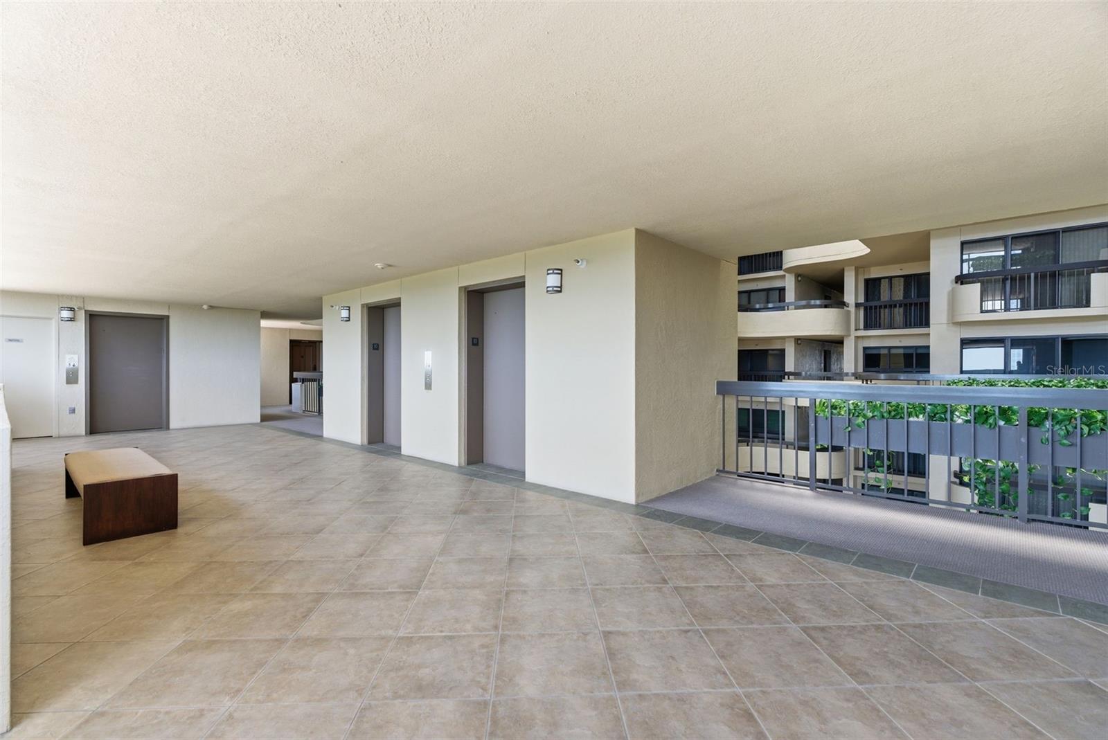 2413 BAYSHORE BLVD #1004, TAMPA, FL, 33629