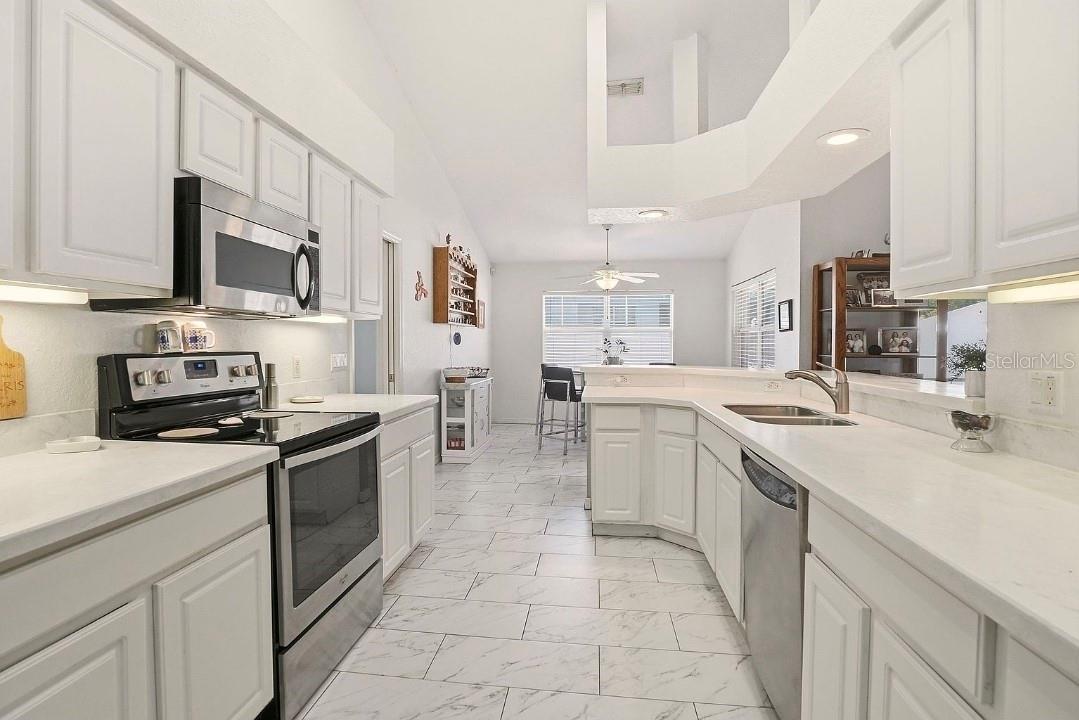 7362 BEAUMONT DR, LAKELAND, FL, 33810