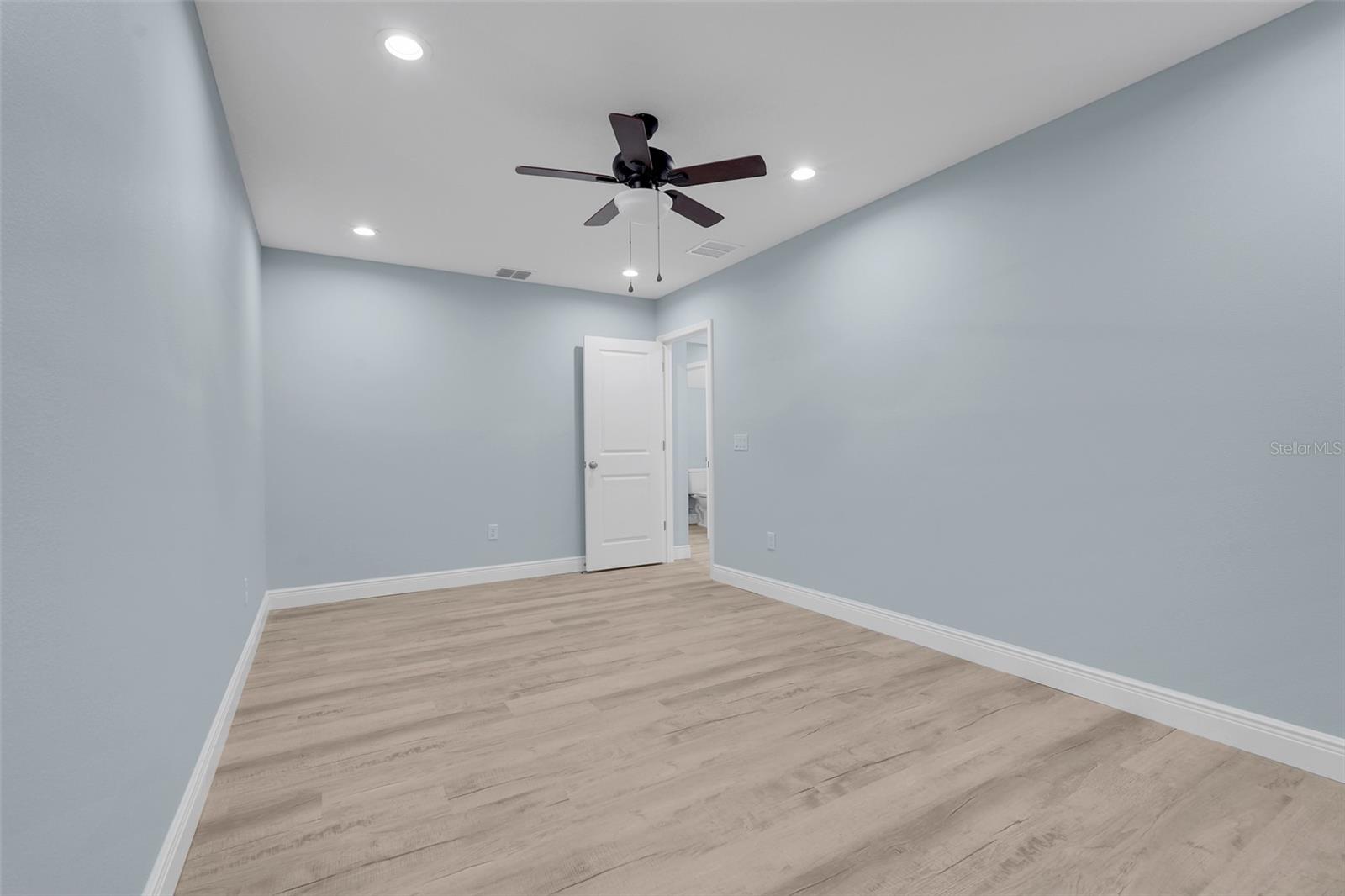 1622 N MERRICK DR, DELTONA, FL, 32725
