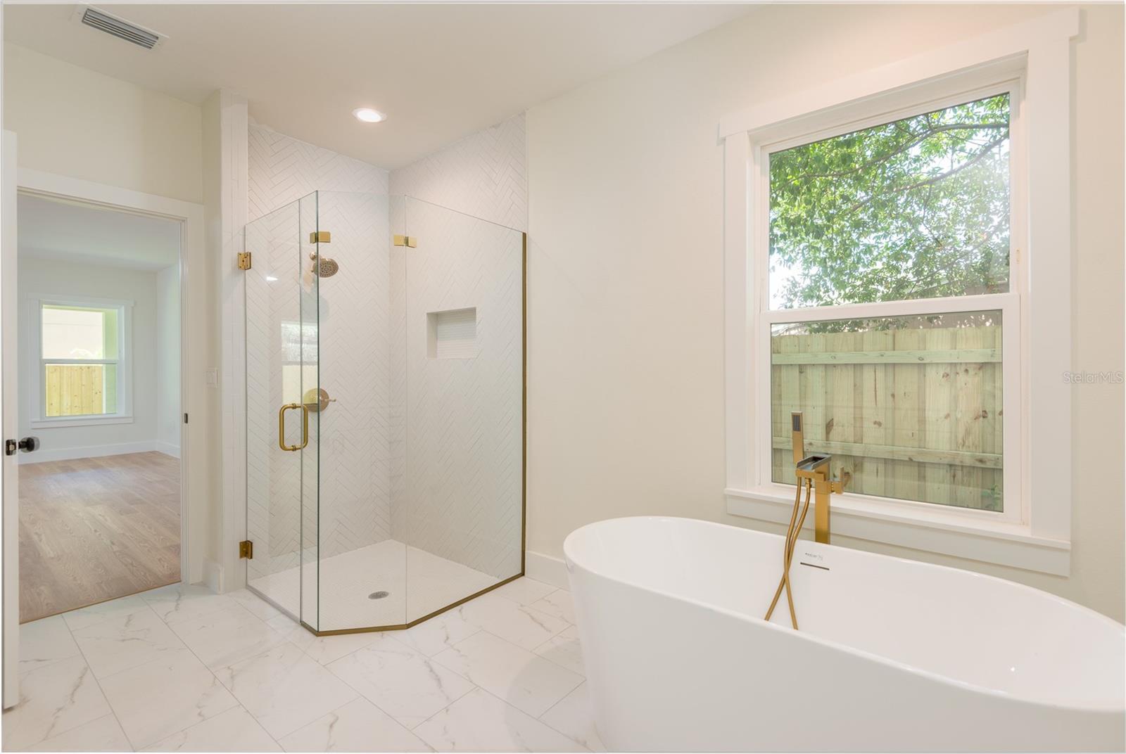 3414 W CHEROKEE AVE, TAMPA, FL, 33611