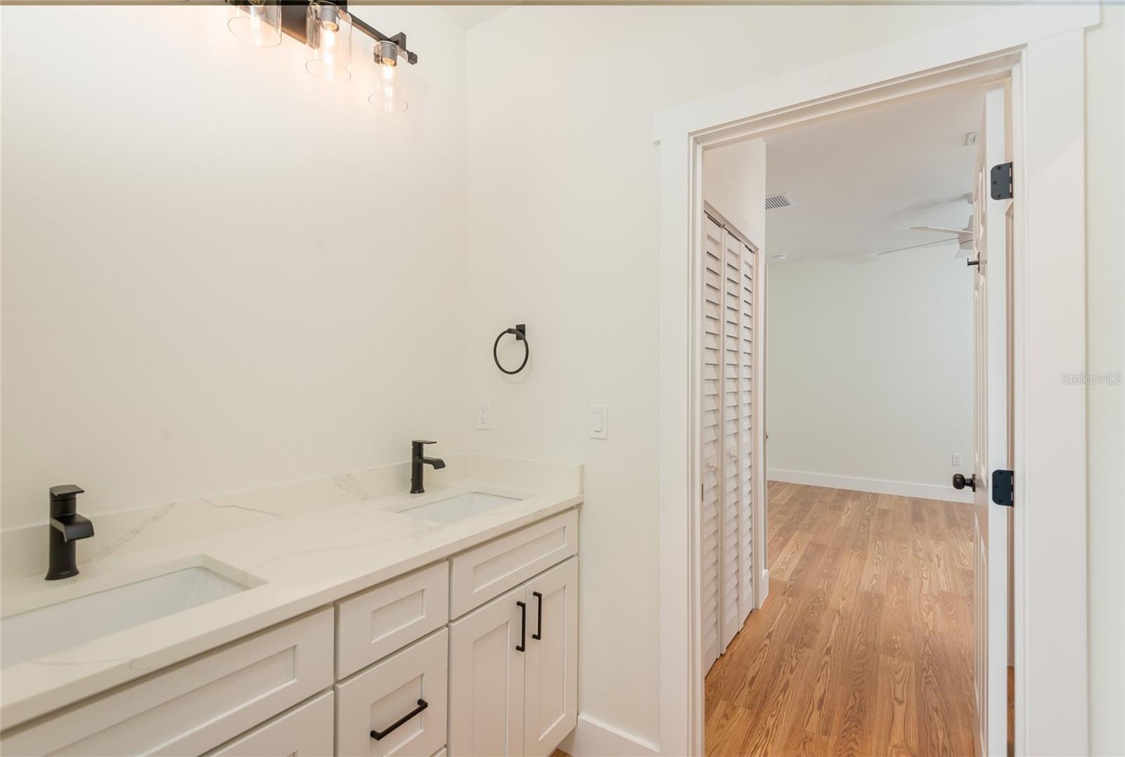 3414 W CHEROKEE AVE, TAMPA, FL, 33611