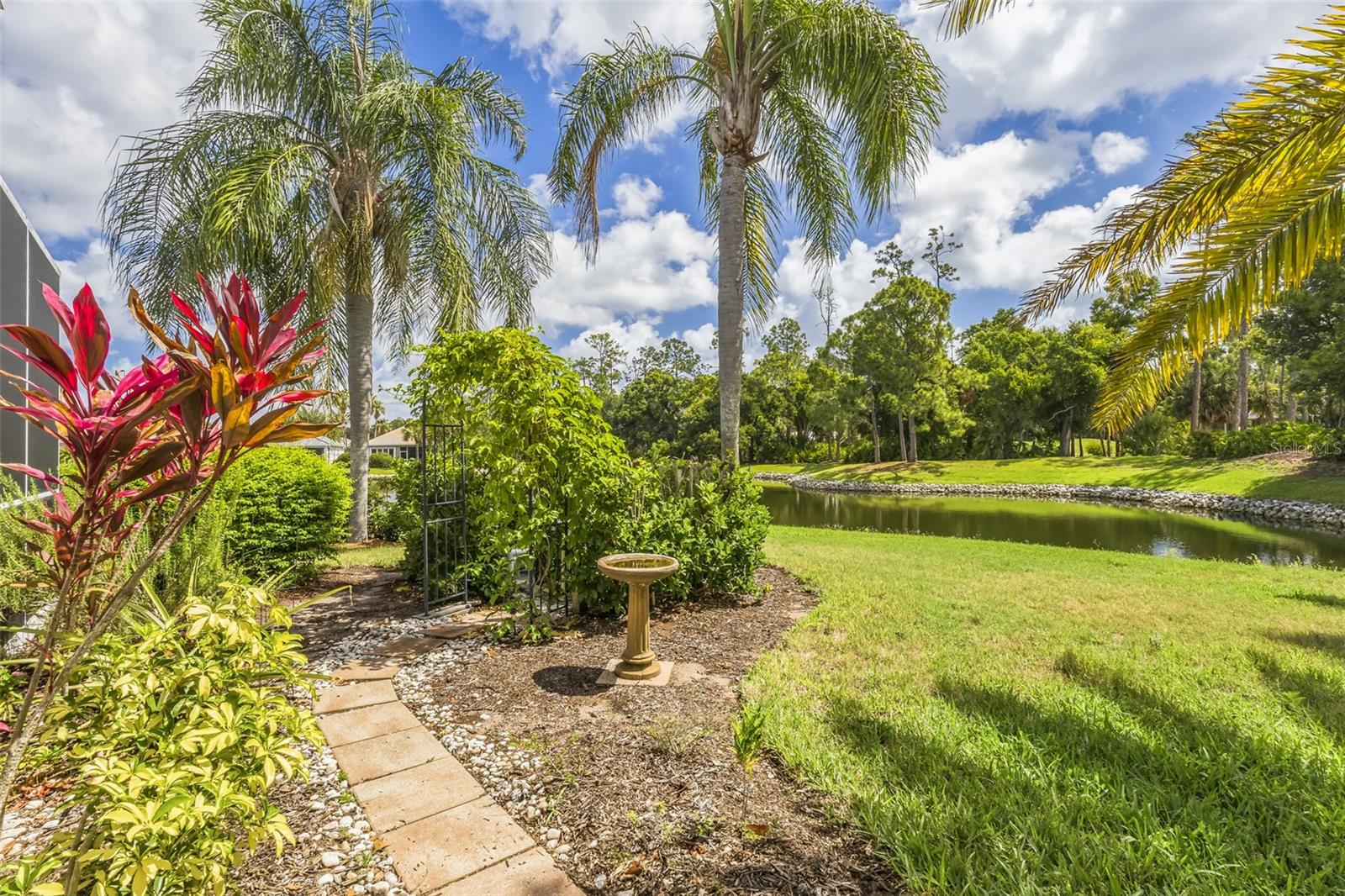 8669 54TH AVENUE CIR E, BRADENTON, FL, 34211