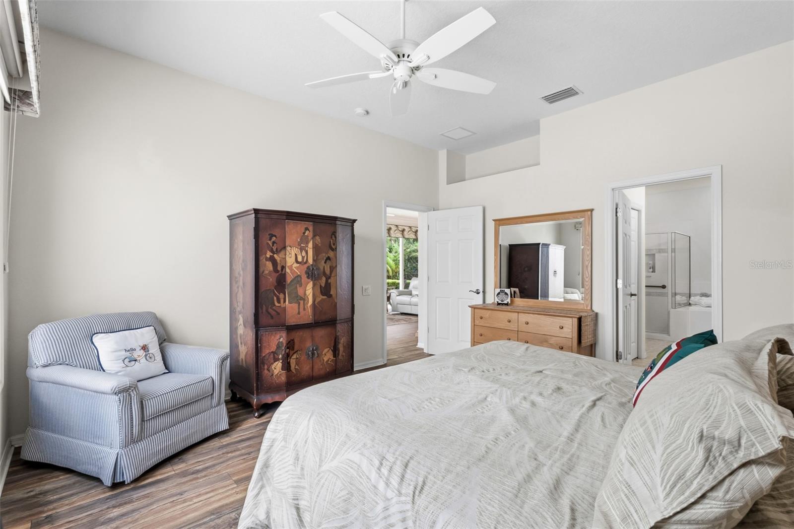 8669 54TH AVENUE CIR E, BRADENTON, FL, 34211