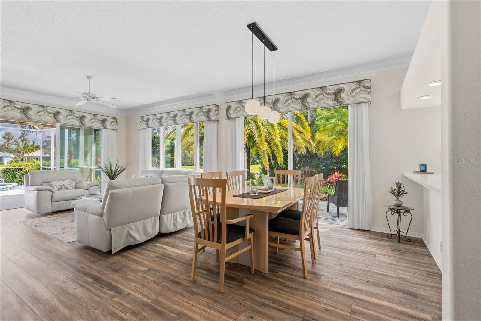 8669 54TH AVENUE CIR E, BRADENTON, FL, 34211