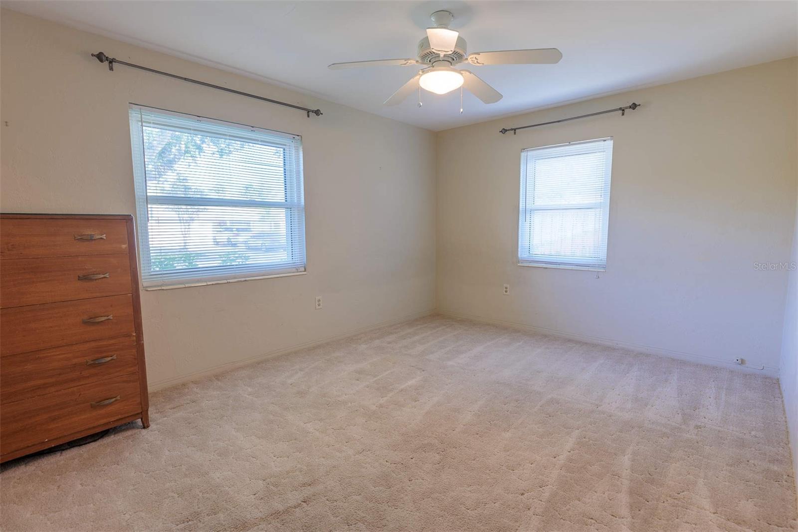 4334 61ST LN N, KENNETH CITY, FL, 33709
