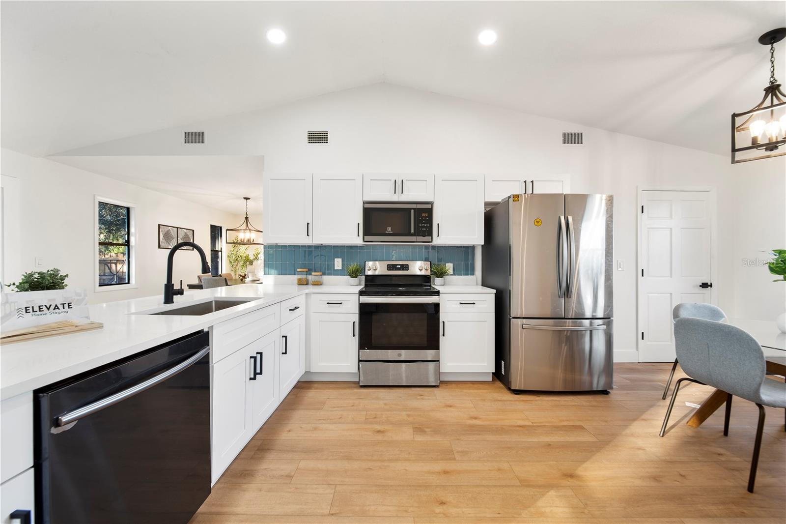 896 TALMADGE AVE SE, PALM BAY, FL, 32909