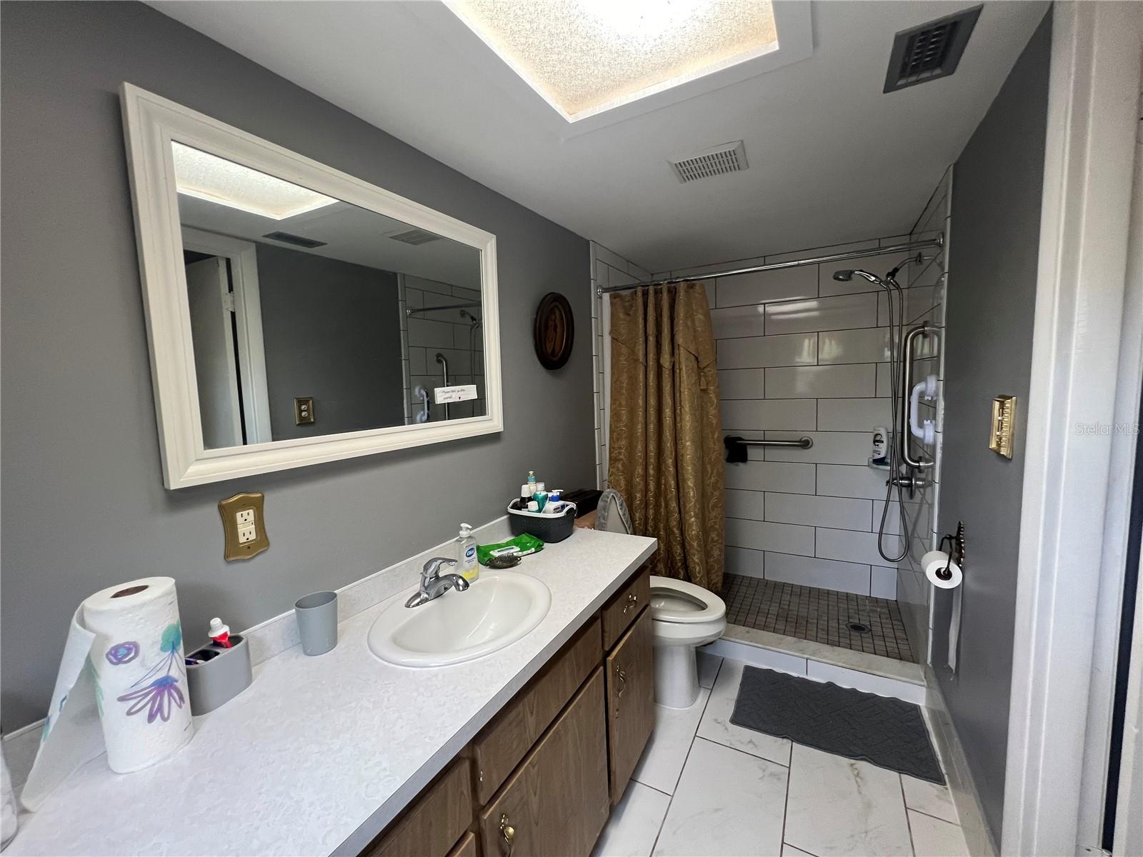 220 NE 11TH ST, CRYSTAL RIVER, FL, 34428