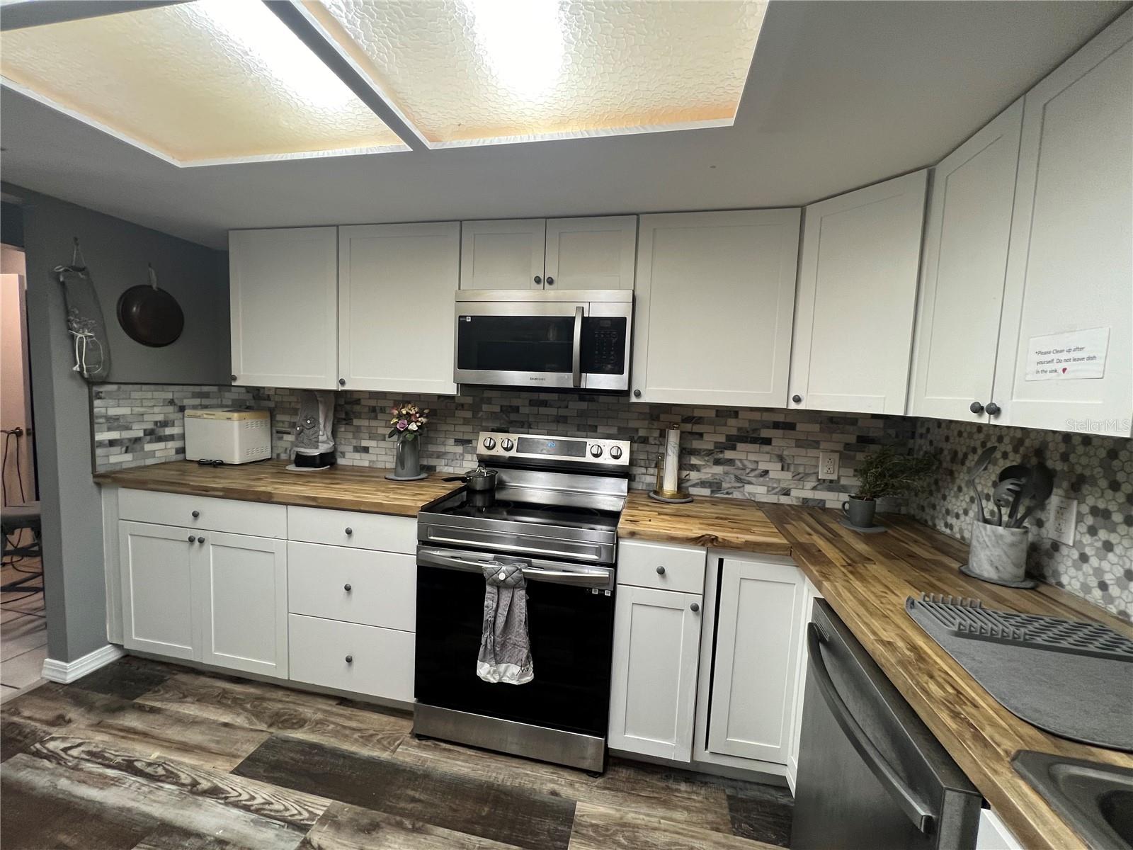 220 NE 11TH ST, CRYSTAL RIVER, FL, 34428