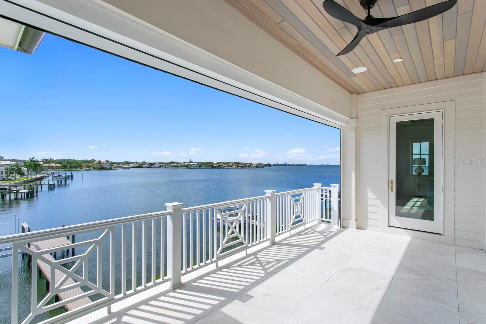 16 SANDPIPER RD, TAMPA, FL, 33609