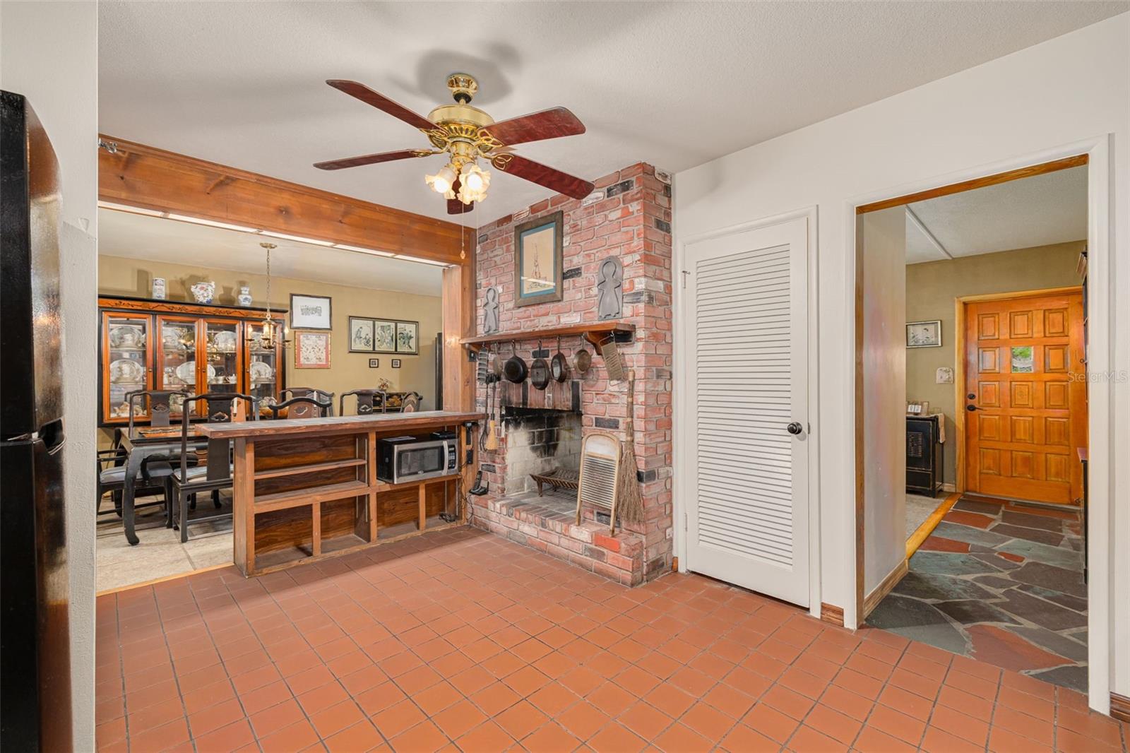 12698 81ST AVE, SEMINOLE, FL, 33776