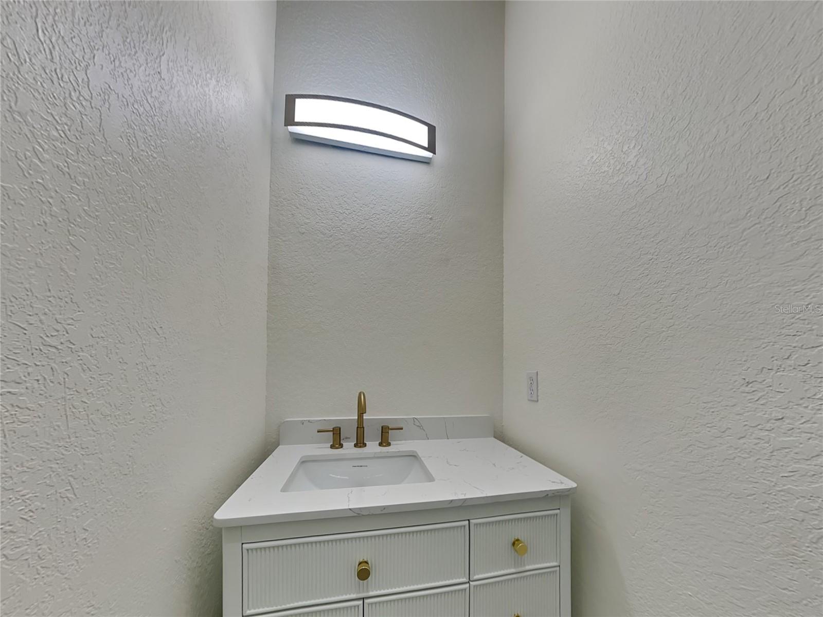 501 100TH AVE N, ST PETERSBURG, FL, 33702