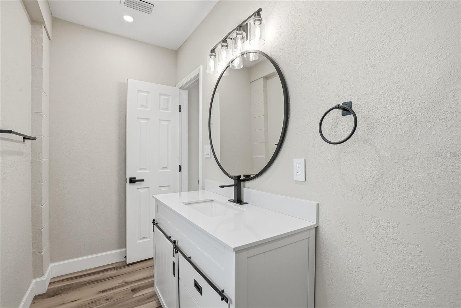 8403 N 46TH ST, TAMPA, FL, 33617