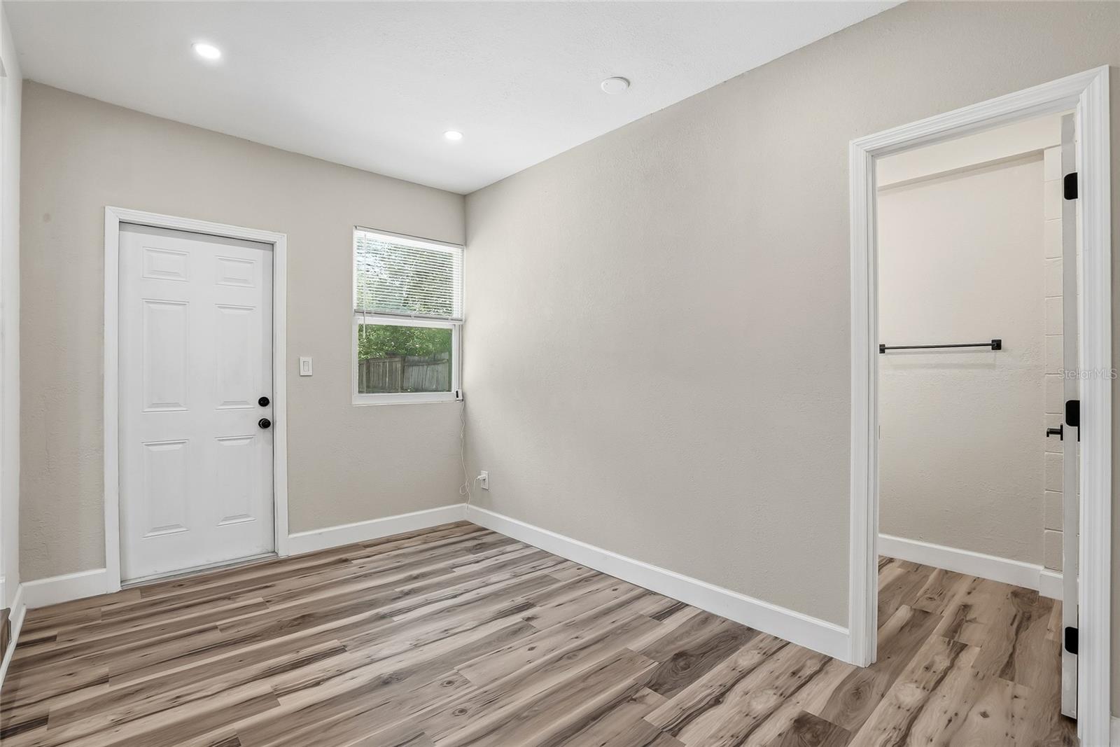 8403 N 46TH ST, TAMPA, FL, 33617