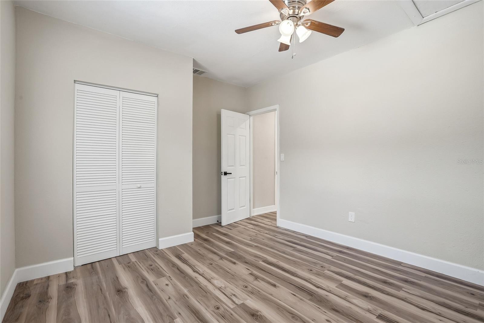 8403 N 46TH ST, TAMPA, FL, 33617