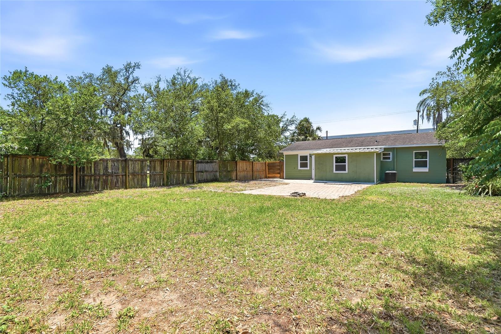 8403 N 46TH ST, TAMPA, FL, 33617