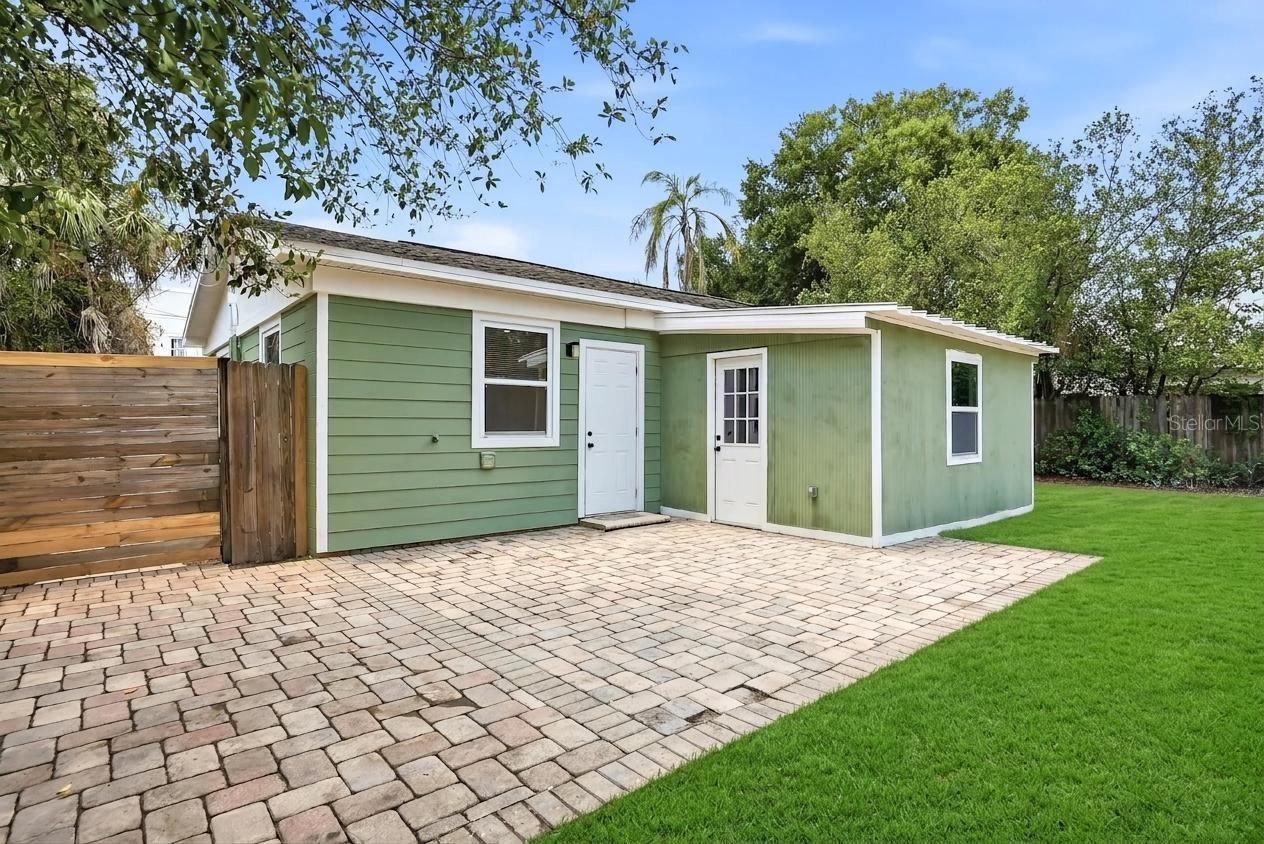 8403 N 46TH ST, TAMPA, FL, 33617
