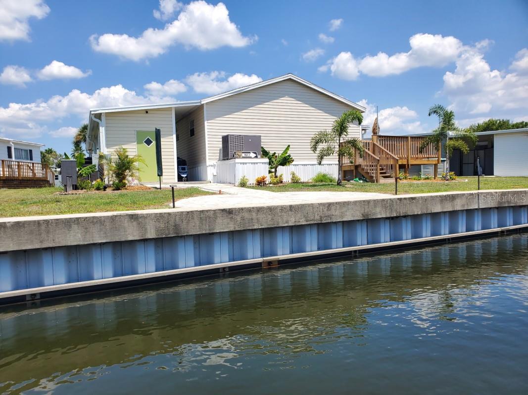 122 W SAINT ANNES CIR, APOLLO BEACH, FL, 33572