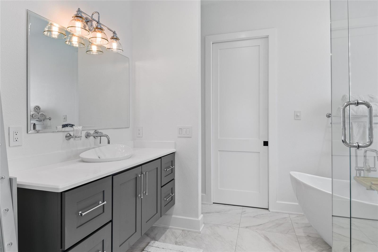 2024 LAKE DR, WINTER PARK, FL, 32789