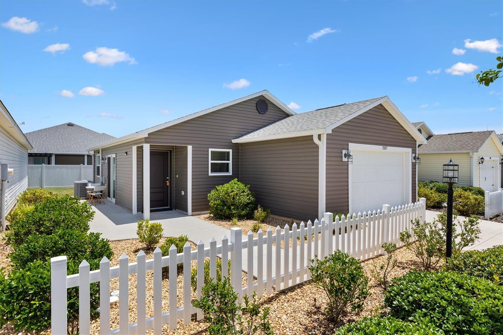 5597 GRACIE LN, THE VILLAGES, FL, 32163