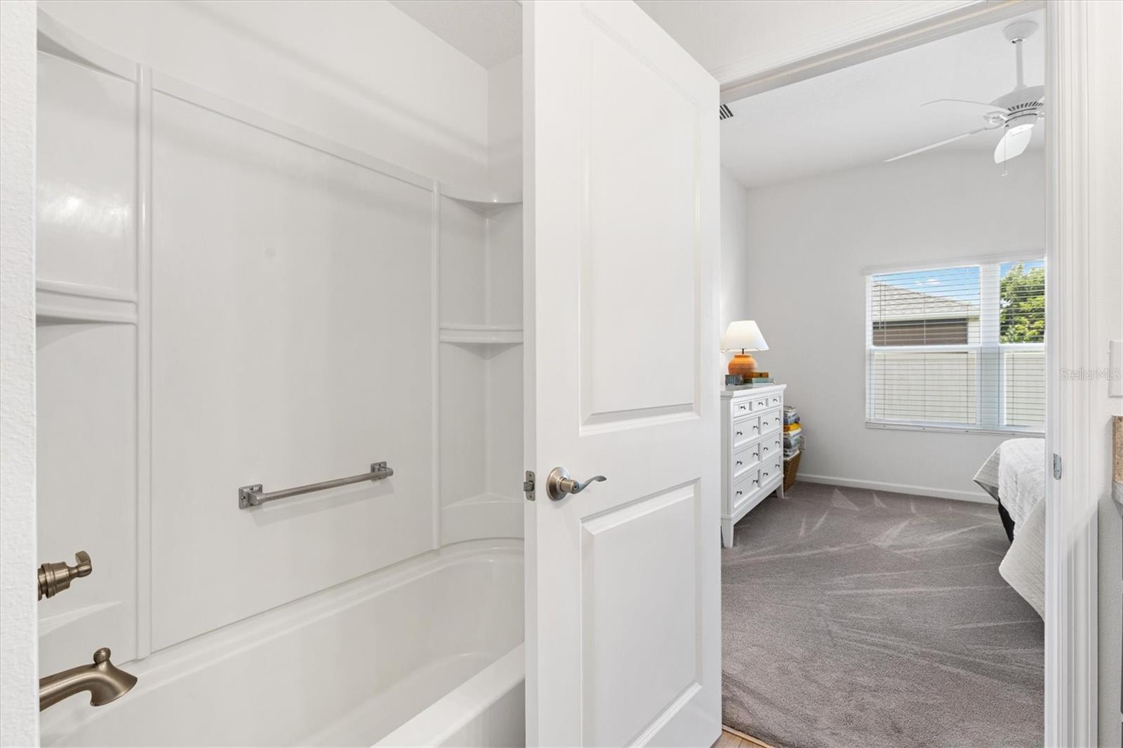 5597 GRACIE LN, THE VILLAGES, FL, 32163