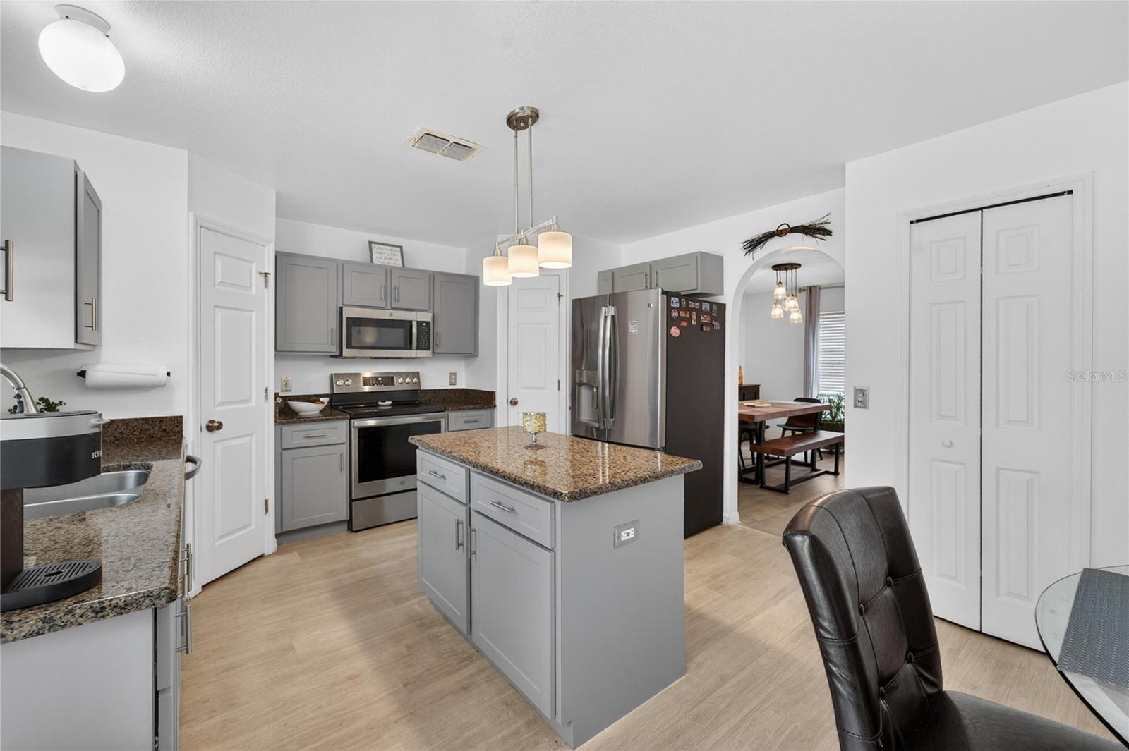 1201 DRAGON HEAD DR, VALRICO, FL, 33594