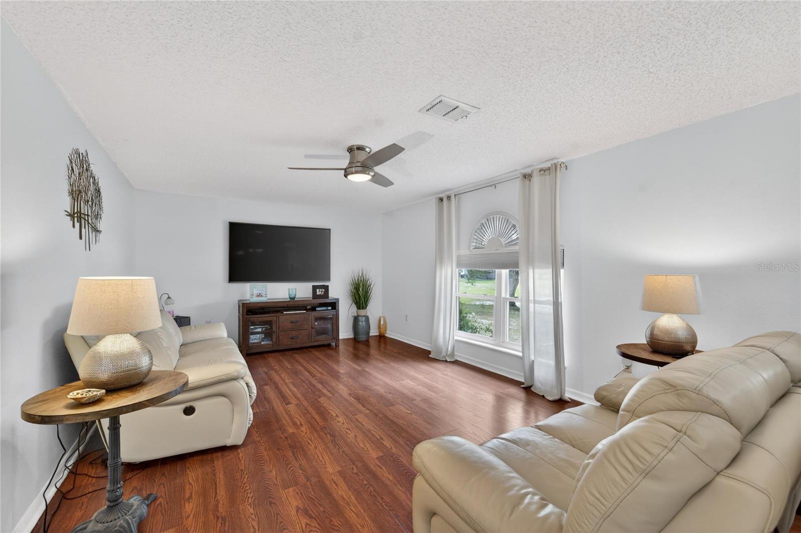 1201 DRAGON HEAD DR, VALRICO, FL, 33594