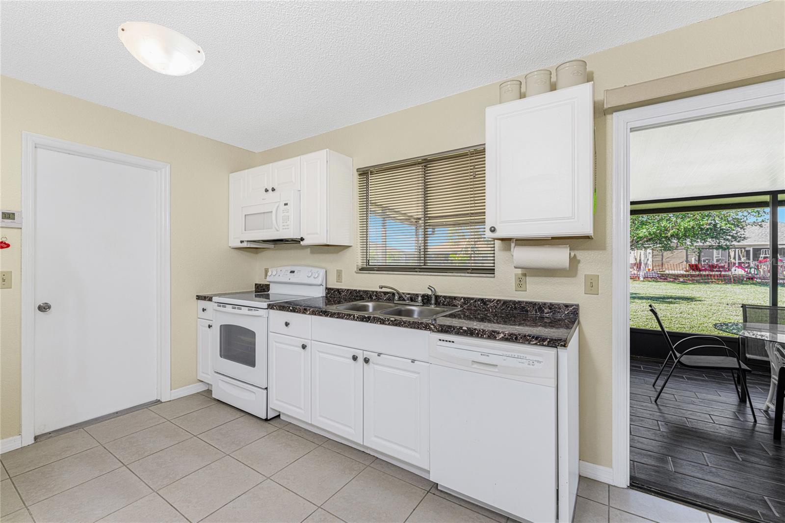 6379 COLISEUM BLVD, PORT CHARLOTTE, FL, 33981