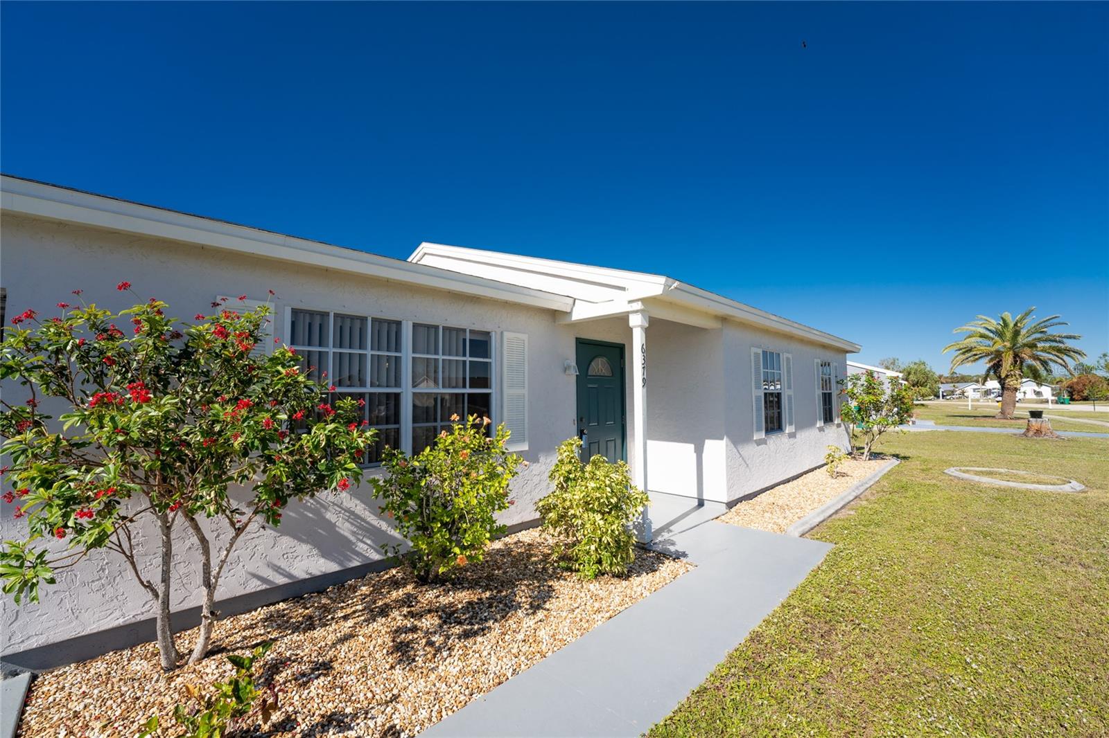 6379 COLISEUM BLVD, PORT CHARLOTTE, FL, 33981