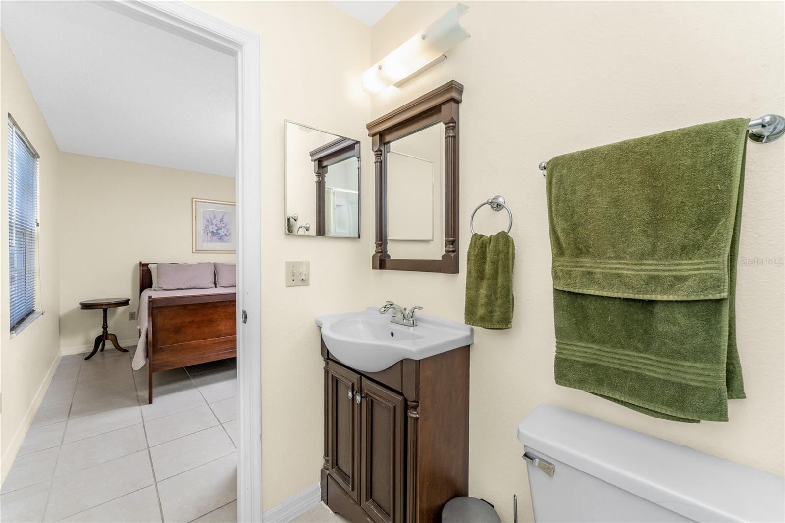 6379 COLISEUM BLVD, PORT CHARLOTTE, FL, 33981
