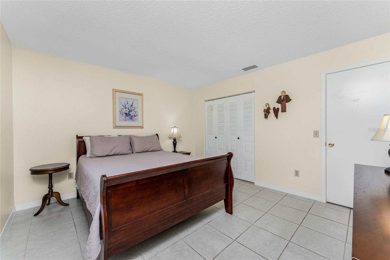 6379 COLISEUM BLVD, PORT CHARLOTTE, FL, 33981