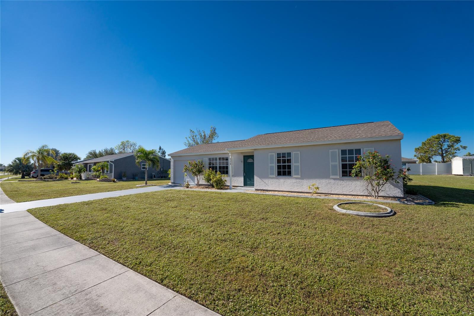 6379 COLISEUM BLVD, PORT CHARLOTTE, FL, 33981