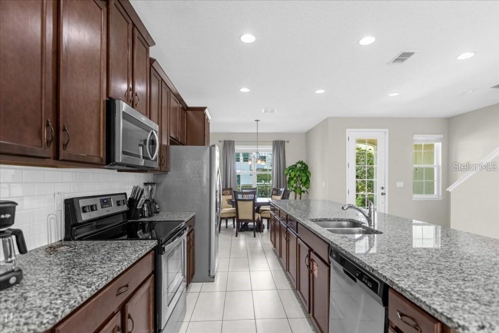 1540 CAREY PALM CIR, KISSIMMEE, FL, 34747