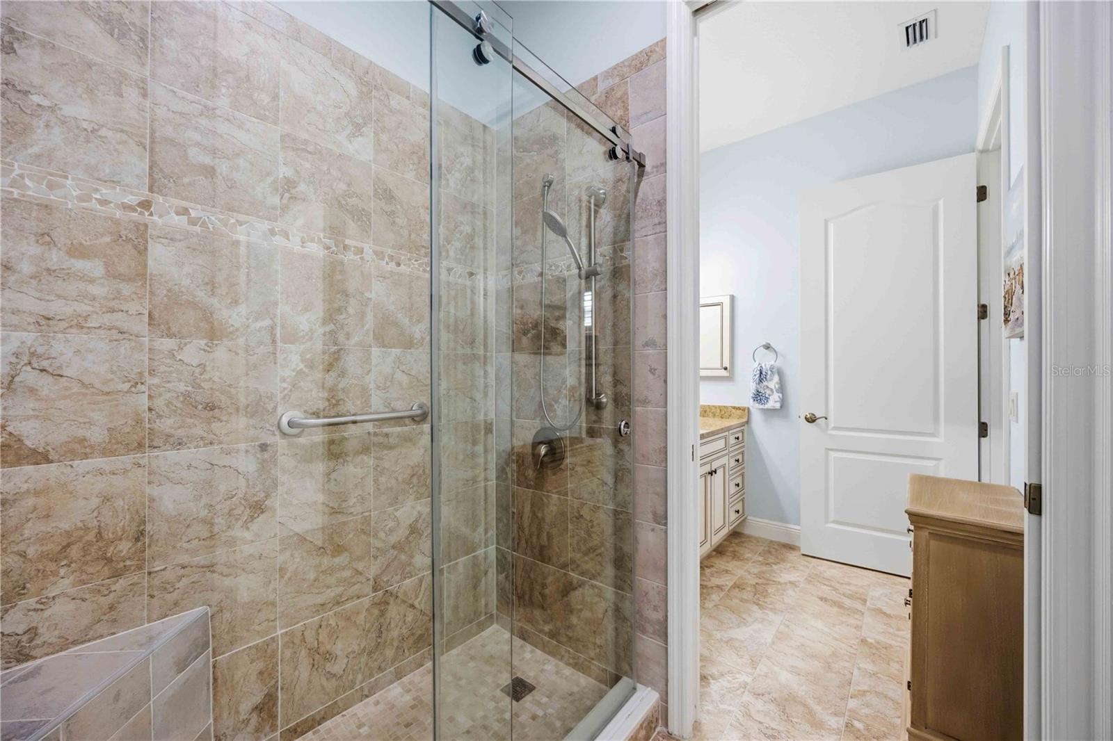 11045 BARNSLEY DR, VENICE, FL, 34293