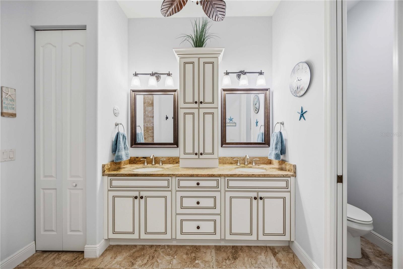11045 BARNSLEY DR, VENICE, FL, 34293