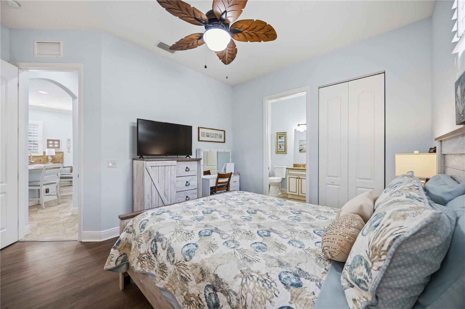 11045 BARNSLEY DR, VENICE, FL, 34293