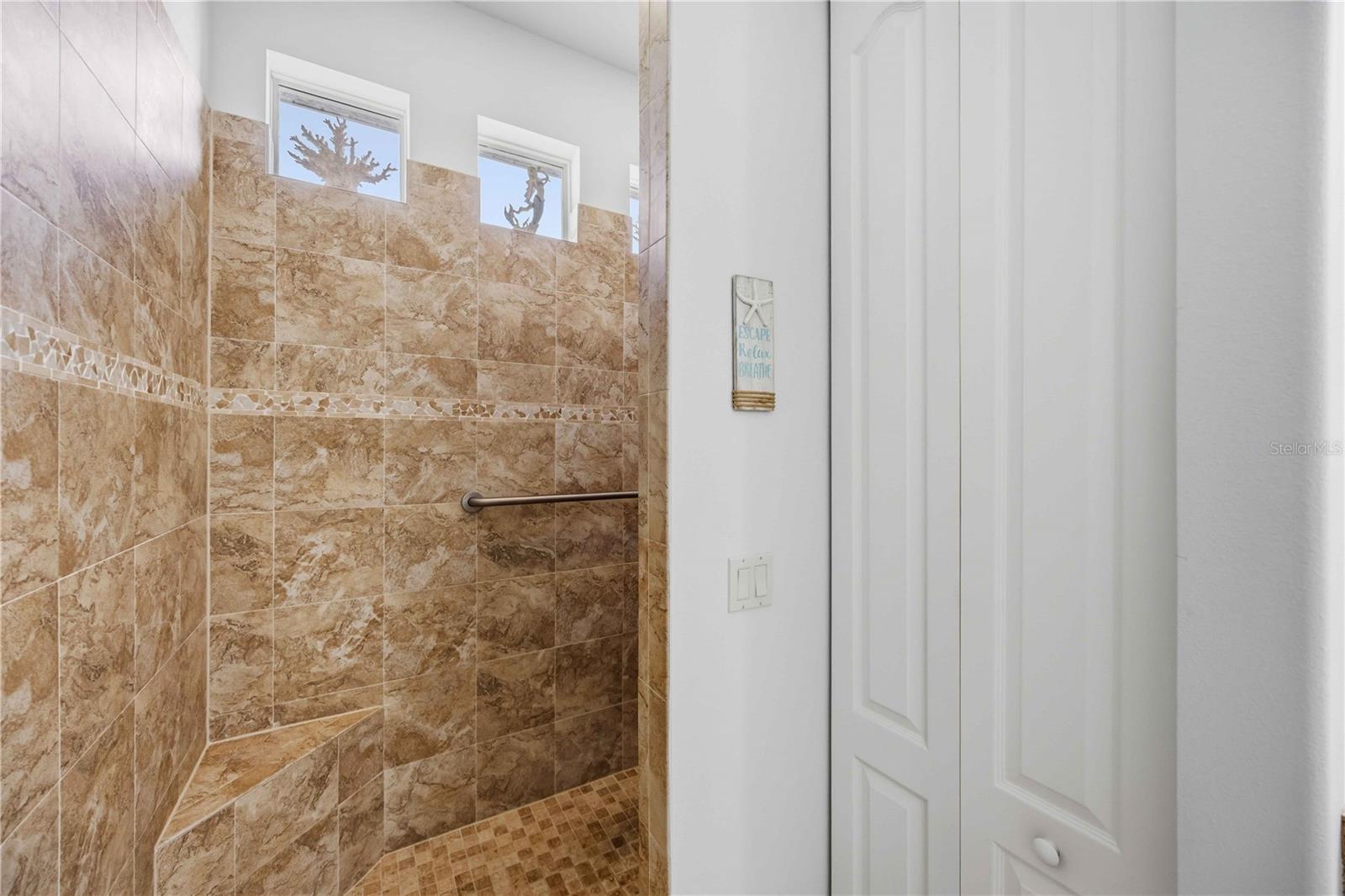 11045 BARNSLEY DR, VENICE, FL, 34293