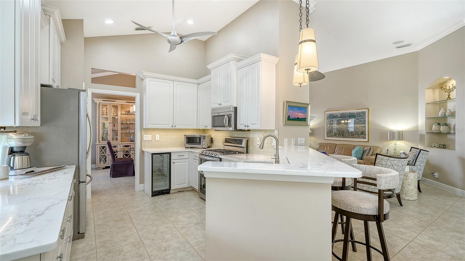 7928 SUNTREE GLN, BRADENTON, FL, 34202
